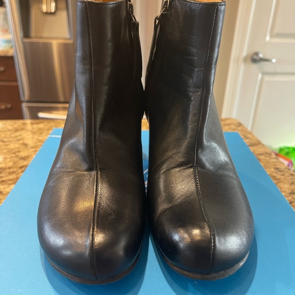John Fluevog rockstar nuumite ankle boots black size 10 - Picture 8 of 11